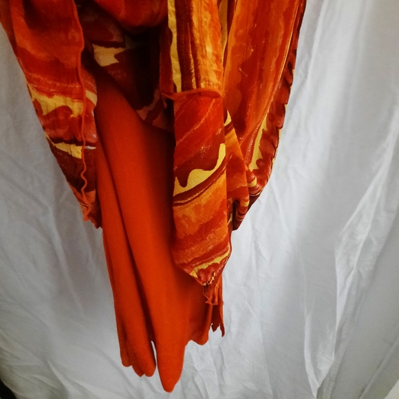 Mini Soleil dress, SZ M, Orange, Burgundy Yellow. - Picture 3 of 3